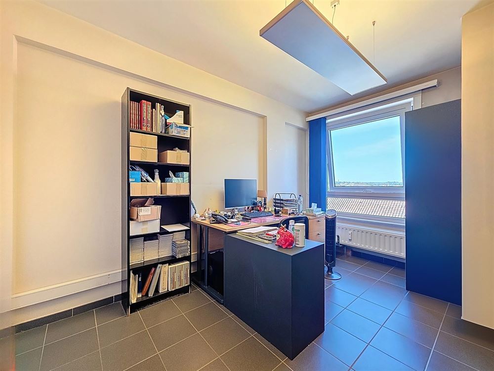 MAGNIFIQUE APPARTEMENT- 4 CHAMBRES - GARAGE