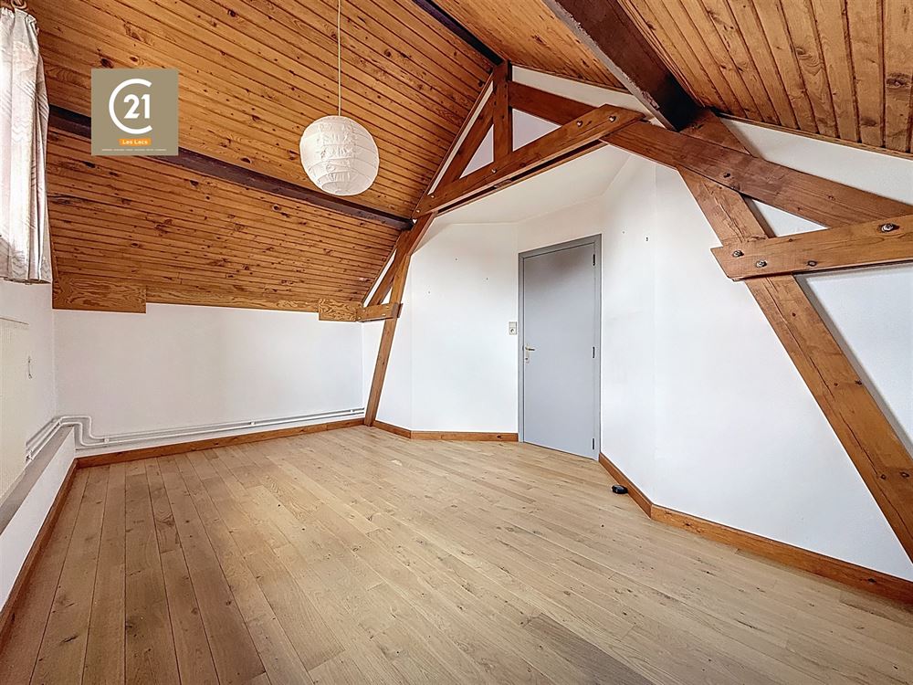 SUPERBE DUPLEX 2 CHAMBRES - PROCHE DU CENTRE