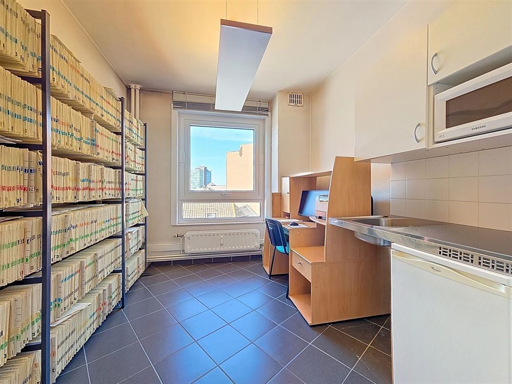 MAGNIFIQUE APPARTEMENT- 4 CHAMBRES - GARAGE
