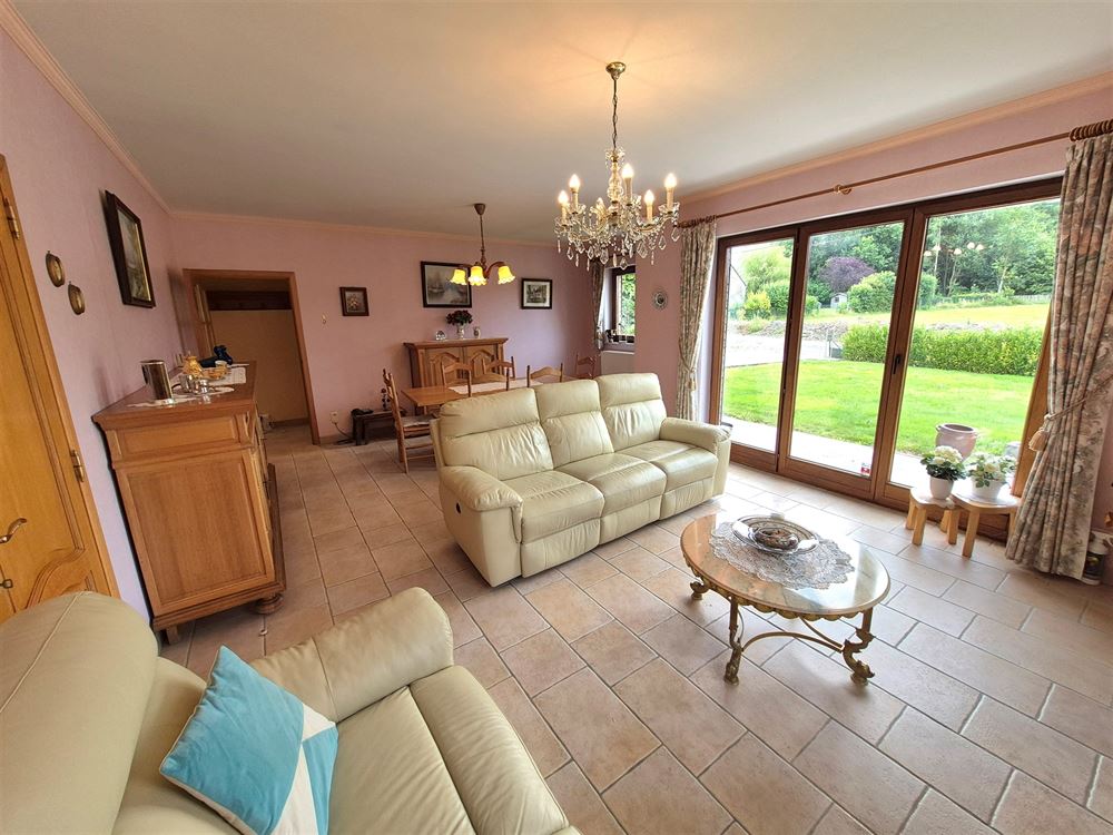 SUPERBE VILLA 4 CHAMBRES SUR + - 10 ARES