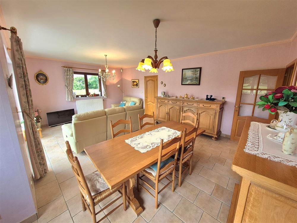 SUPERBE VILLA 4 CHAMBRES SUR + - 10 ARES