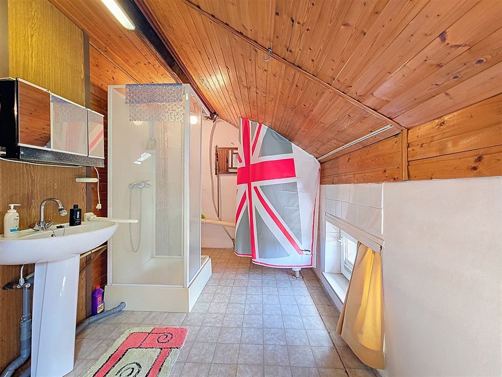 JOLIE MAISON - JARDIN - GARAGE - GRENIER AMENAGE