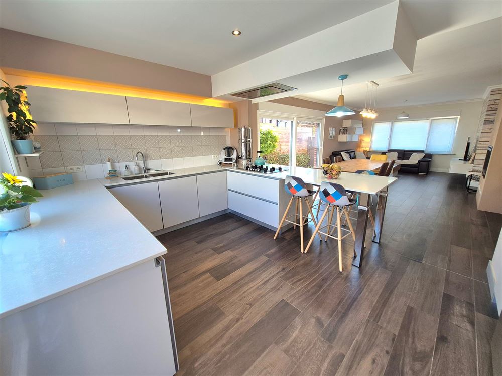MAISON 3 CHAMBRES - JARDIN