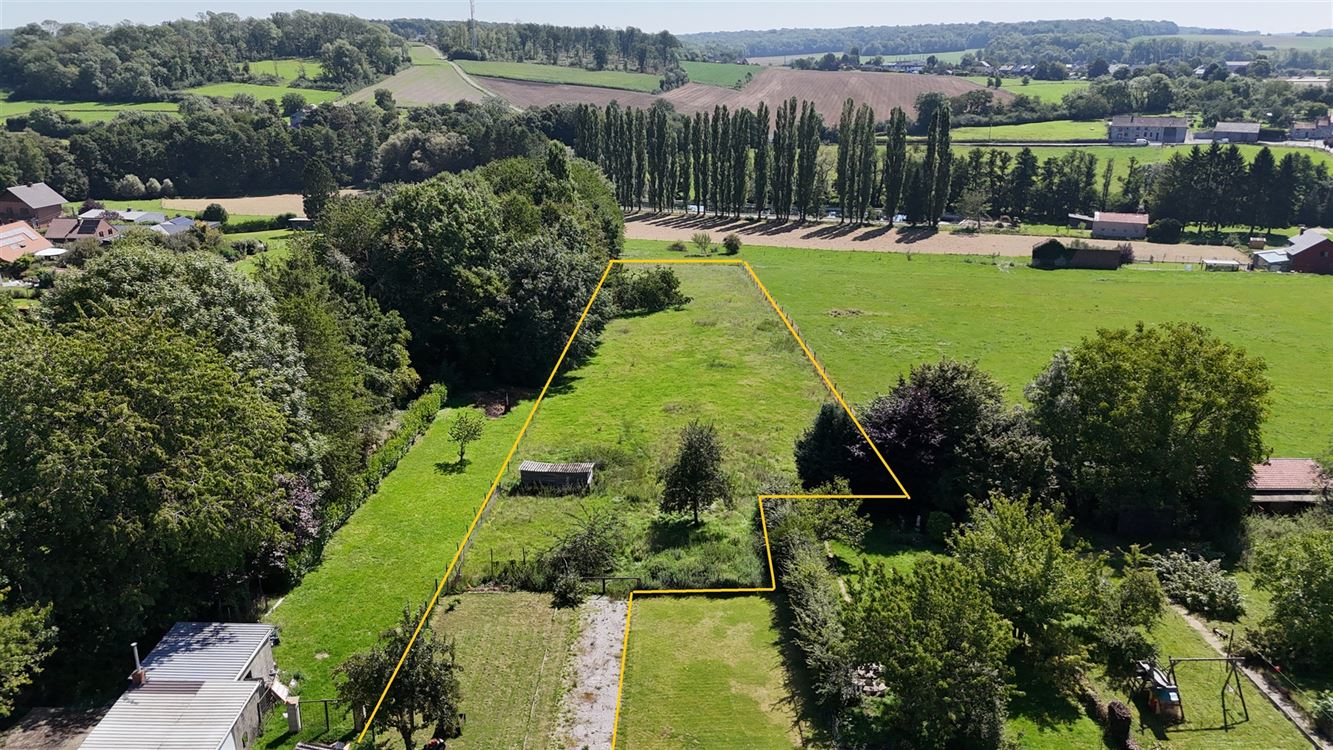 MAISON 3 CHAMBRES SUR 50 ARES DE TERRAIN