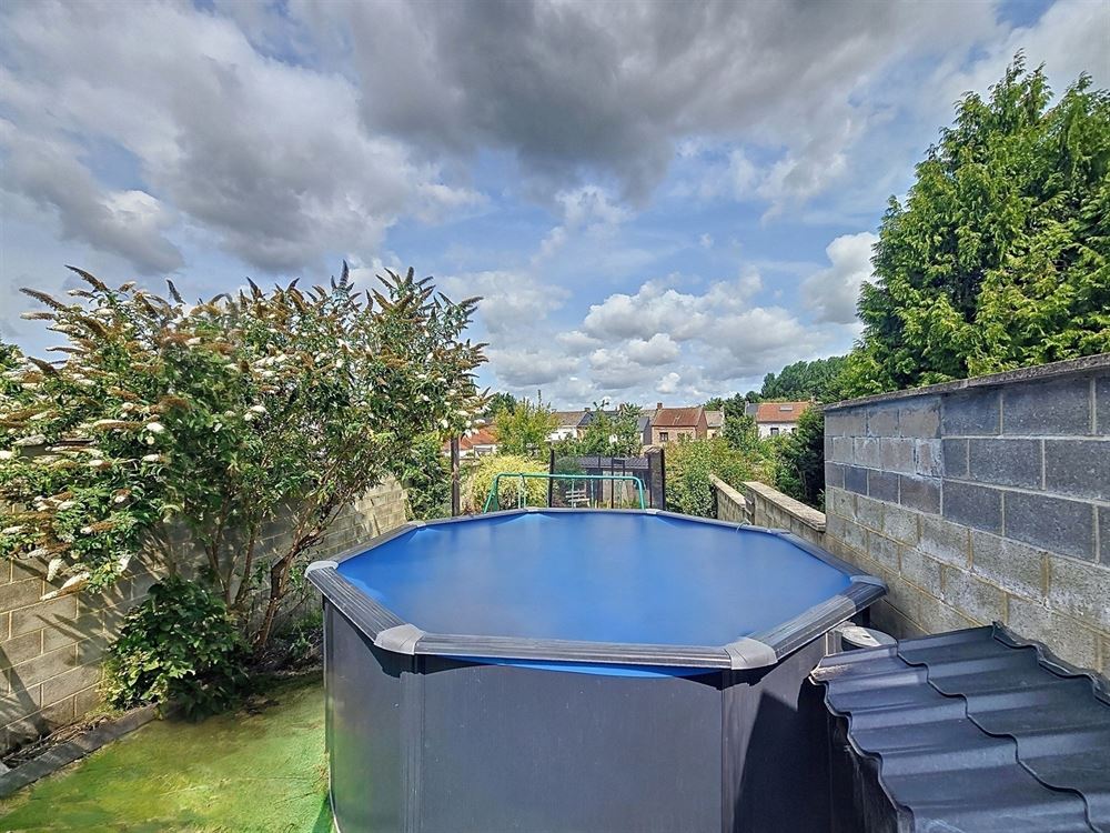 MAISON RENOVEE - JARDIN - PISCINE - 3 CHAMBRES