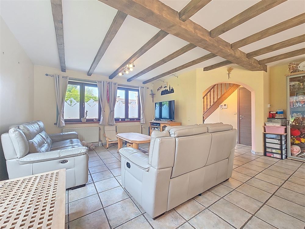 MAGNIFIQUE VILLA - GARAGE - JARDIN - PEB B