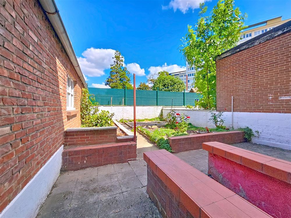 MAISON - JARDIN - GARAGE - GRENIER AMENAGE