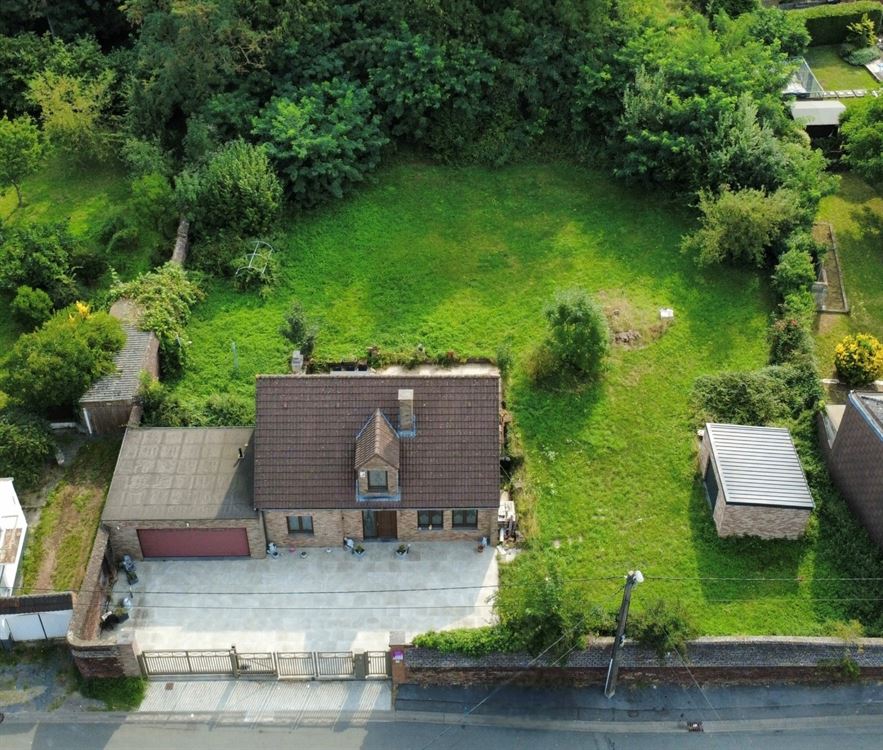 MAGNIFIQUE VILLA - GARAGE - JARDIN - PEB B