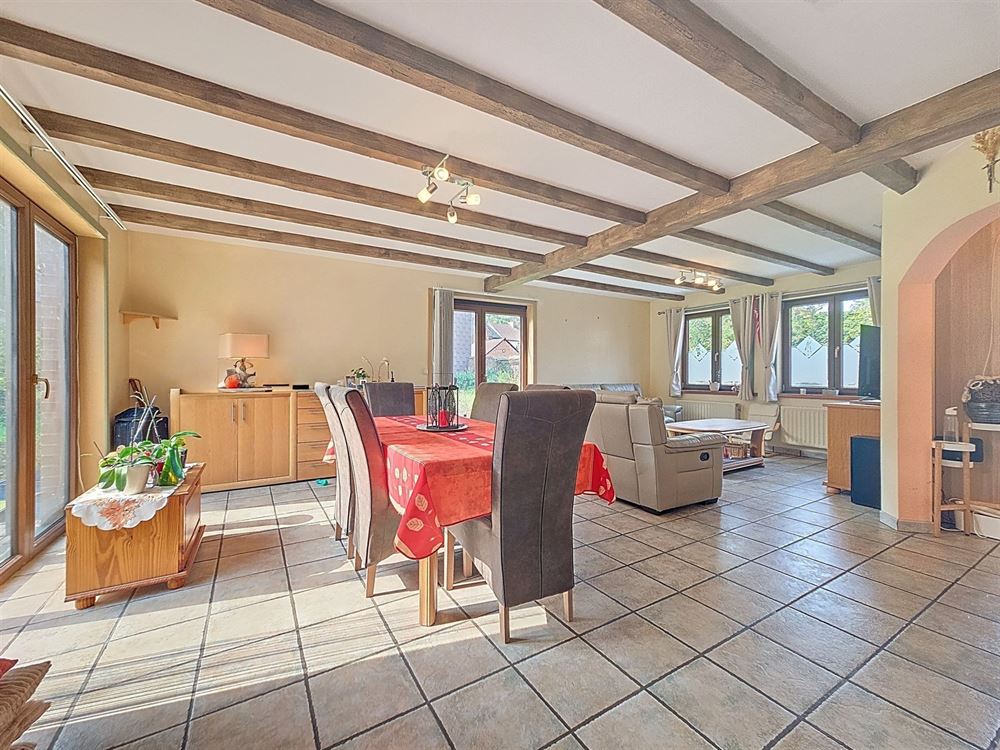 MAGNIFIQUE VILLA - GARAGE - JARDIN - PEB B