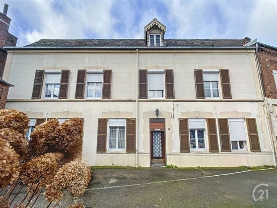 MAISON DE CARACTERE 5 CHAMBRES PROCHE DU CENTRE-VILLE