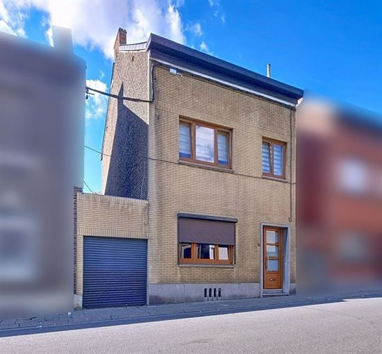 JOLIE MAISON - 4 CHAMBRES - 2 SDB - TERRASSE - JARDIN