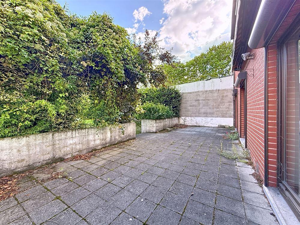 MAISON - 4 CHAMBRES - GARAGE - JARDIN