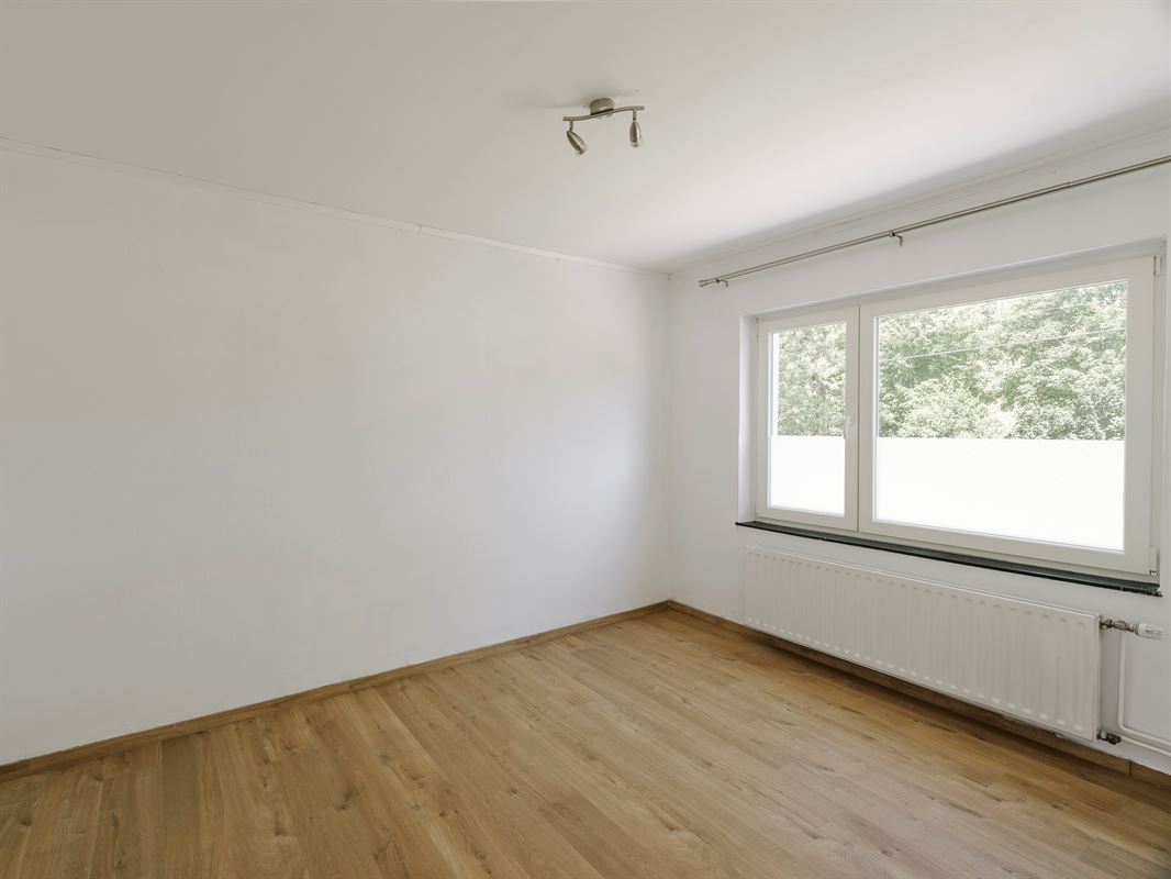 HLNR4AL-Whise-8.jpg