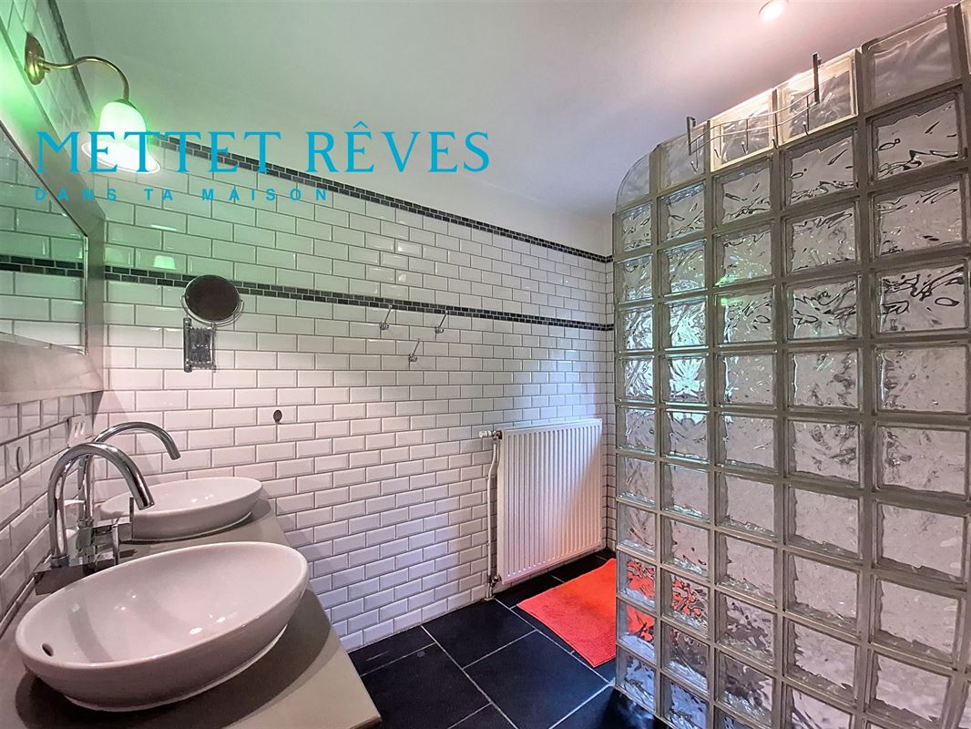 Villa nichée dans un écrin de verdure – Domaine privé