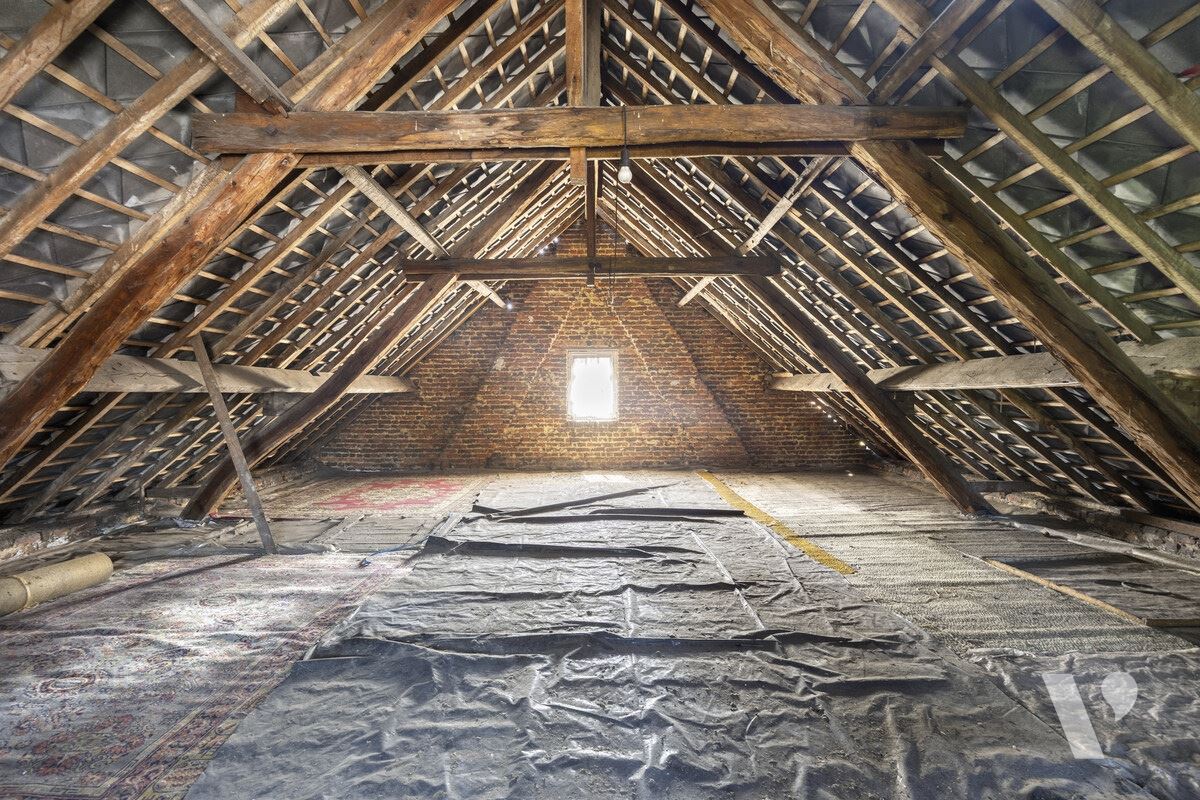 Statige woning met bijgebouw, tuin en weiland op 61a87ca