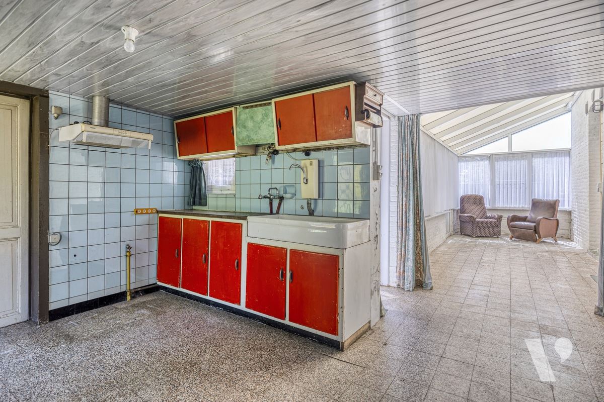 Statige woning met bijgebouw, tuin en weiland op 61a87ca