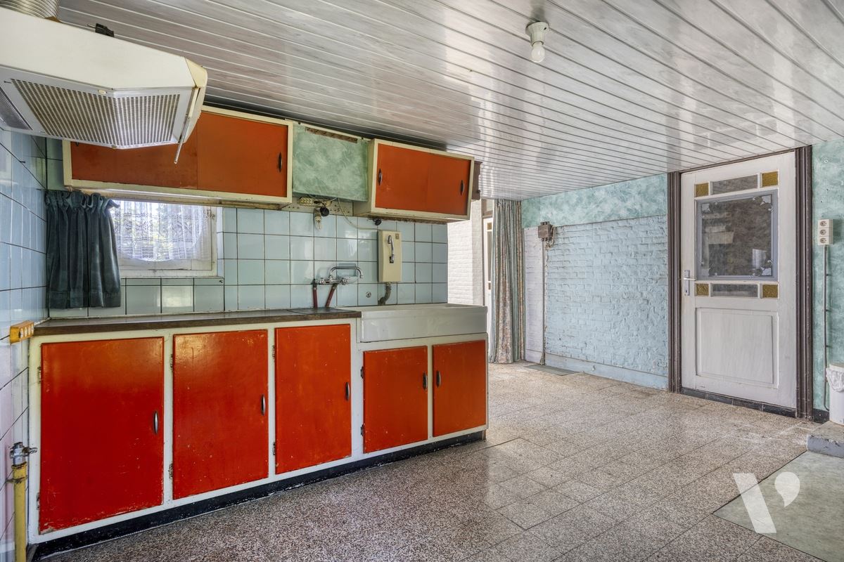 Statige woning met bijgebouw, tuin en weiland op 61a87ca