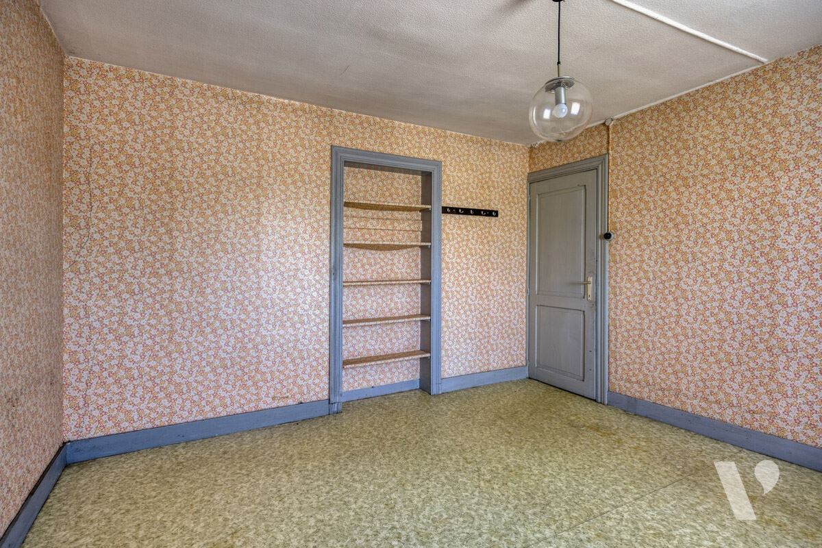 Statige woning met bijgebouw, tuin en weiland op 61a87ca