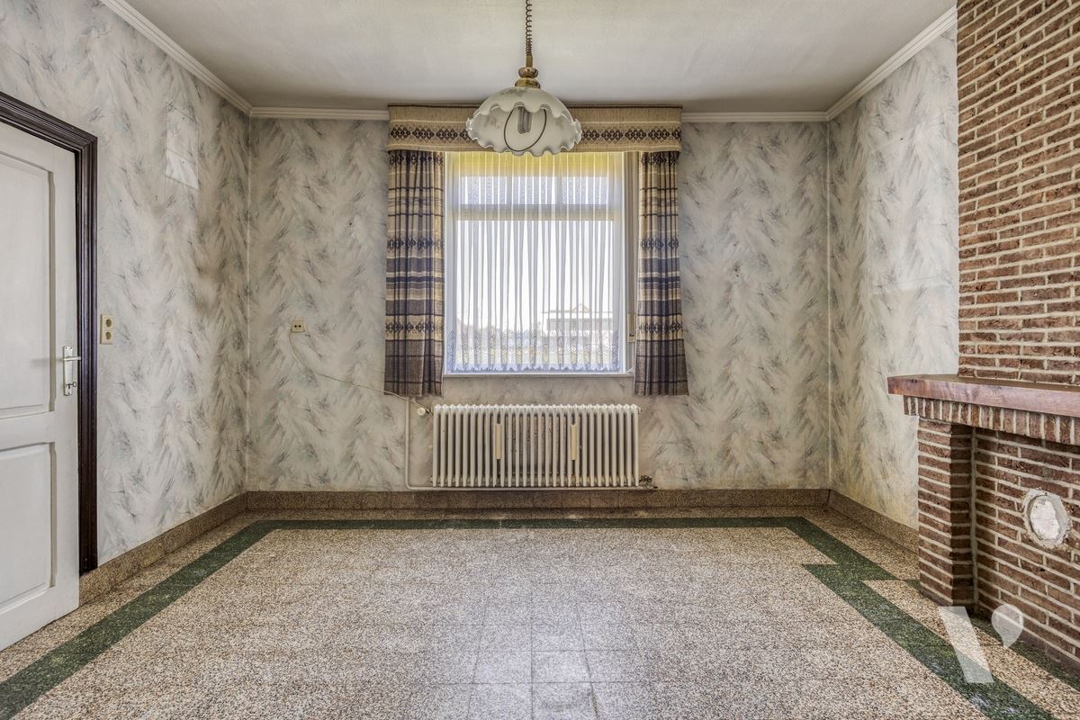 Statige woning met bijgebouw, tuin en weiland op 61a87ca
