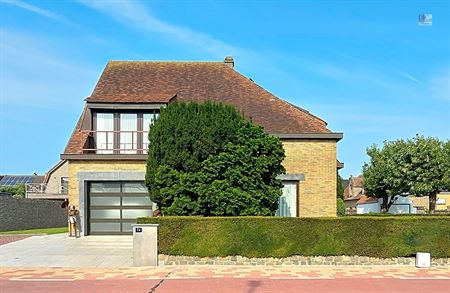  in 8370 BLANKENBERGE (Belgium) - Price 565.000€