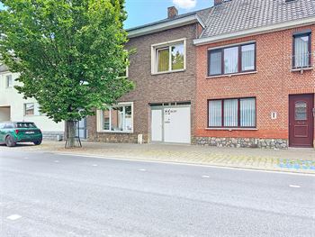  in 2870 PUURS (Belgium) - Price 310.000€