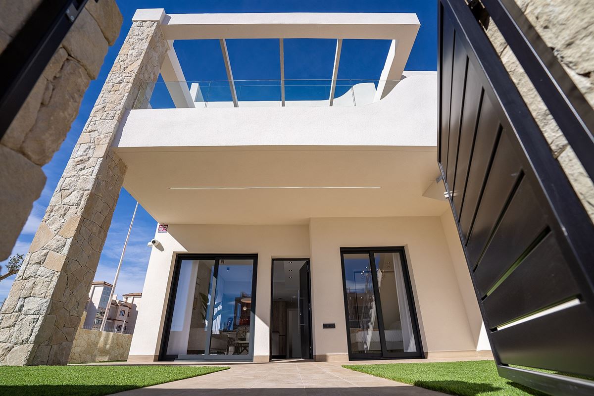 Image 1 : Apartment with garden à 03190 Pilar de la Horadada (Espagne) - Prix 290.000 €
