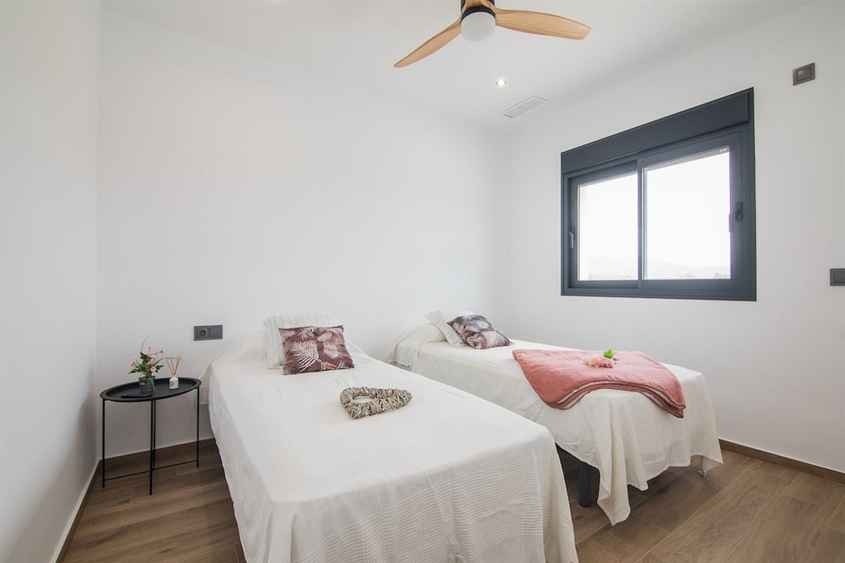 Image 12 : Villa IN 03650 Pinoso (Spain) - Price 280.000 €