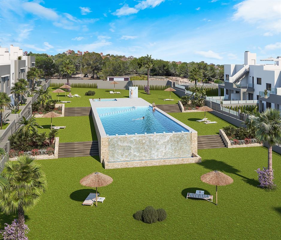 Image 3 : Apartment with garden IN 03193 San Miguel de Salinas (Spain) - Price 239.900 €