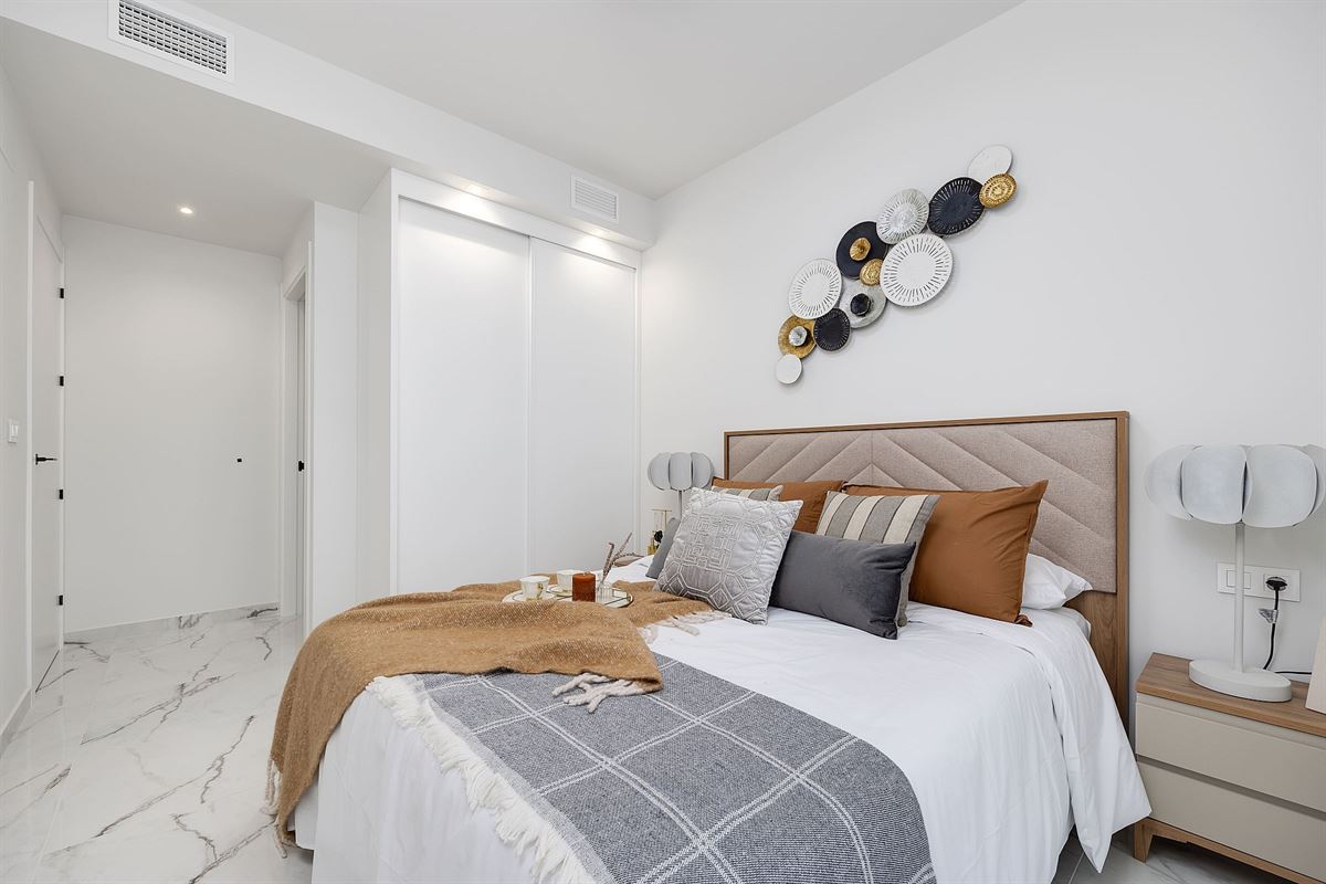 Image 18 : Apartments - solarium IN 03193 San Miguel de Salinas (Spain) - Price 289.000 €