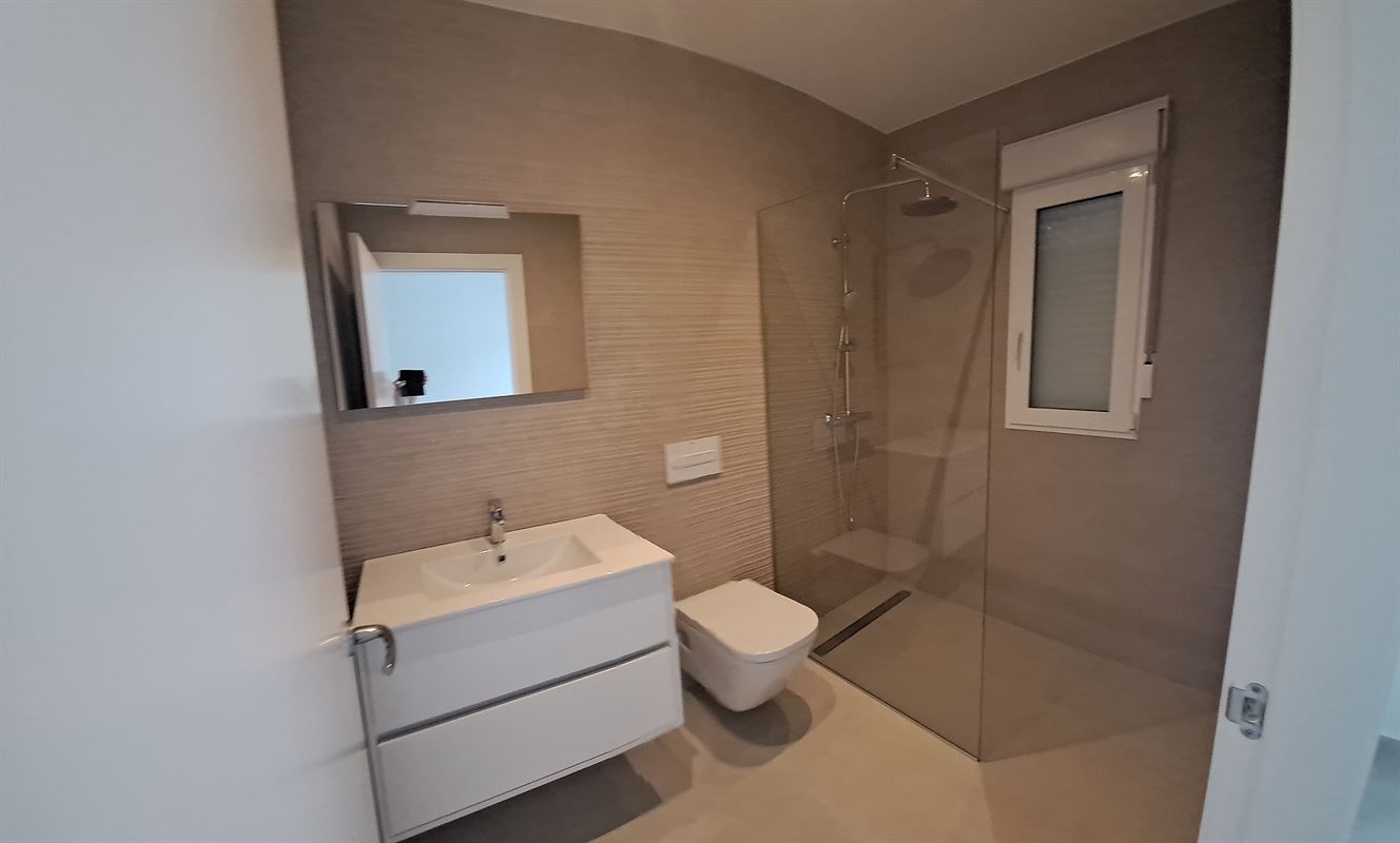 Image 8 : Villa IN 03669 La Romana (Spain) - Price 315.000 €
