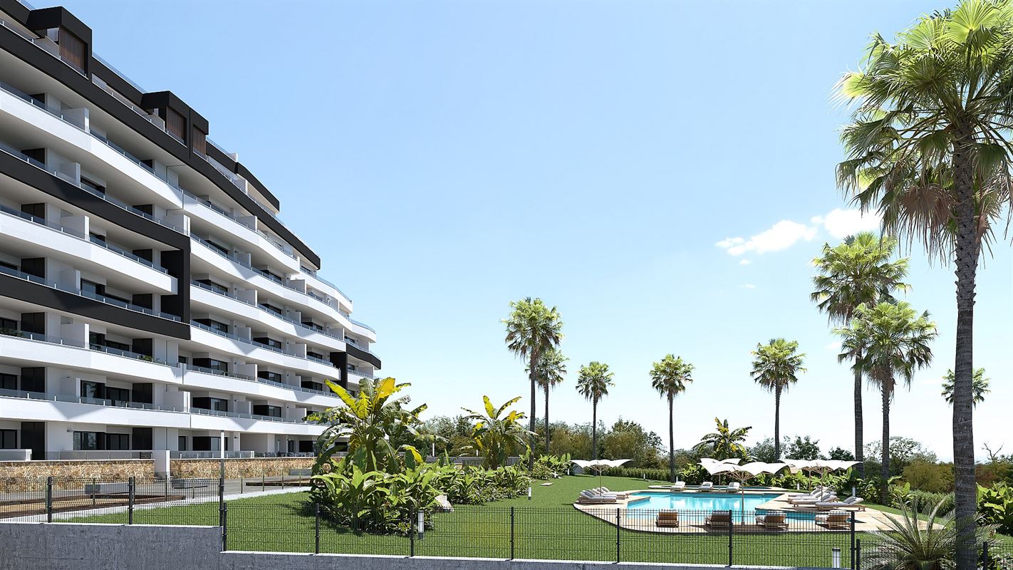 Image 19 : Apartment with terrace à 03193 San Miguel de Salinas (Espagne) - Prix 219.000 €