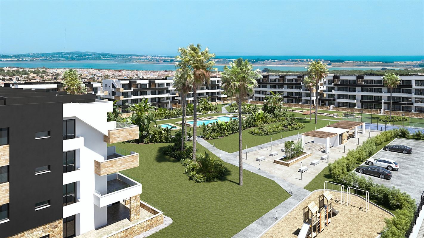 Foto 1 : Appartement met solarium te 03181 Torrevieja (Spanje) - Prijs € 295.000