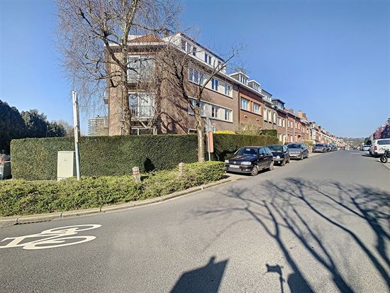 Sainte alix - rez-de-chaussée avec jardin sud