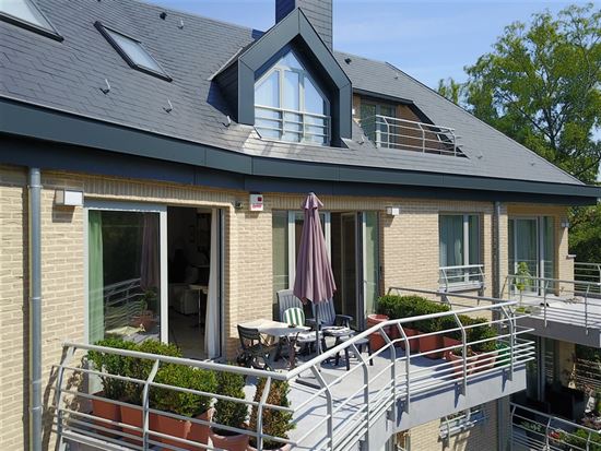 Appartement 2 ch + terrasse + parking 
