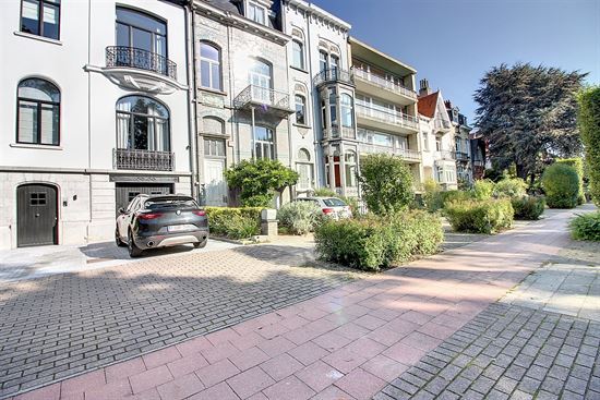 Maison de caractère face au Parc Parmentier