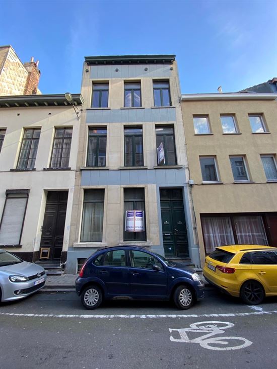 Immeuble à rendement locatif - possibilité de faire 11 chambres de colocation 