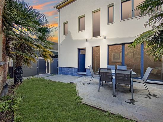 MAISON CLE SUR PORTE