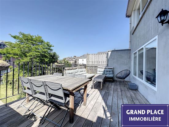 Duplex/triplex avec terrasse 25m²