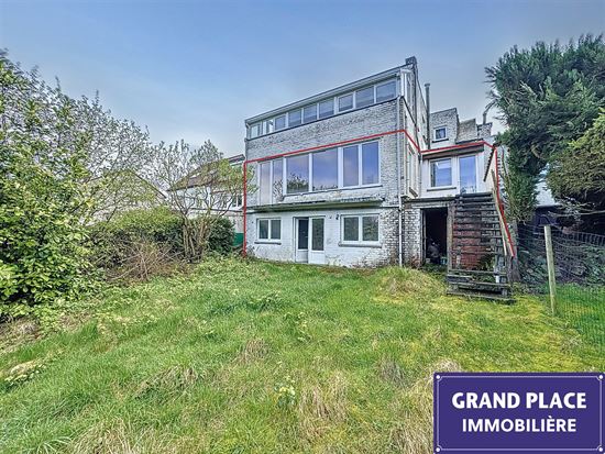Duplex à rénover avec jardin S/O