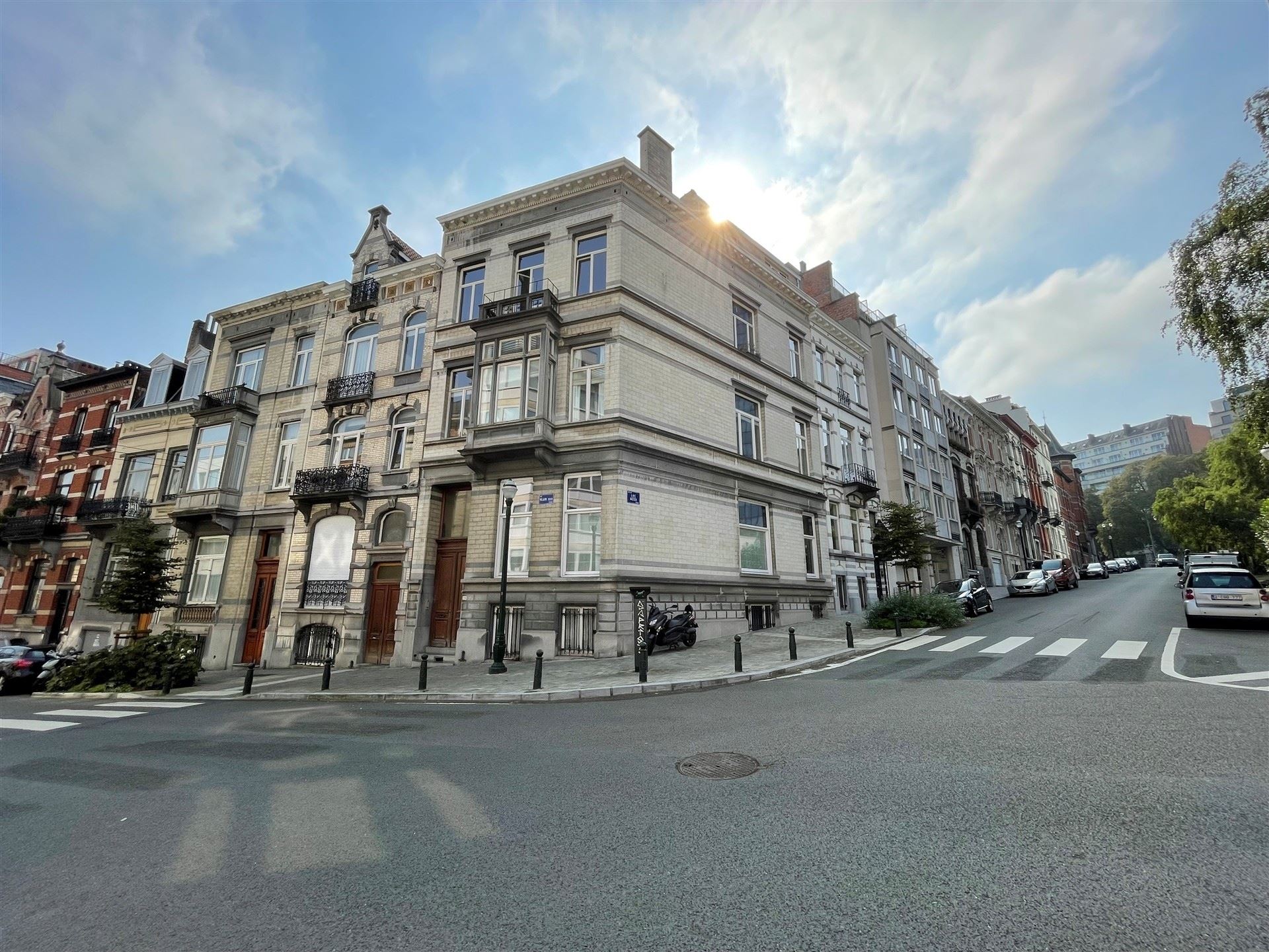 Image 14 : Appartement meublé à 1000 BRUXELLES (Belgique) - Prix 1.900 €