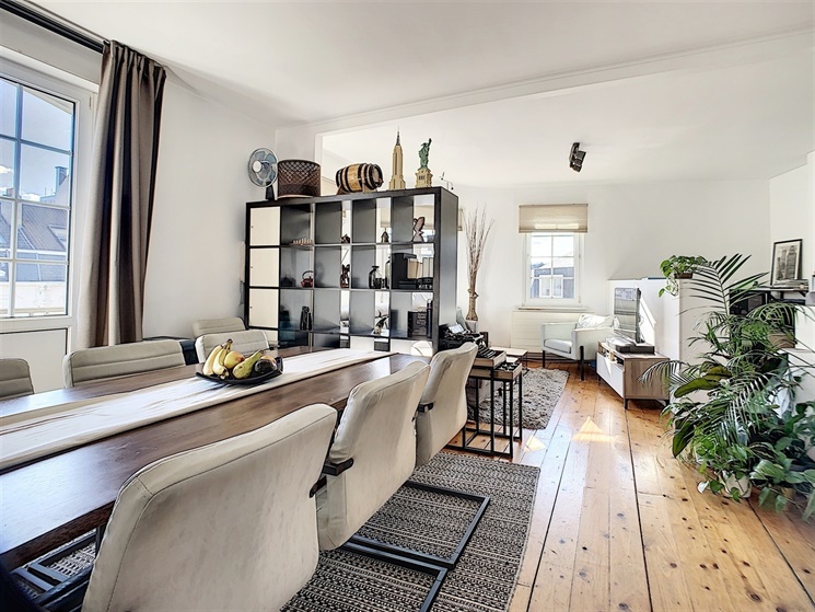 Charmant appartement met balkon aan Gent-Sint-Pieters!