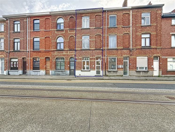 Ruime woning met 4 slaapkamers nabij UZ Gent
