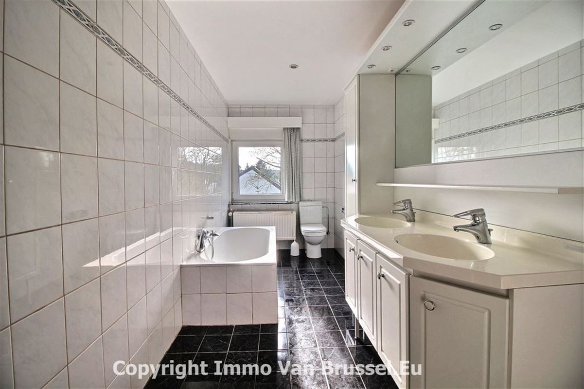 Image 4 : Villa IN 3080 TERVUEREN (Belgium) - Price 2.500 €