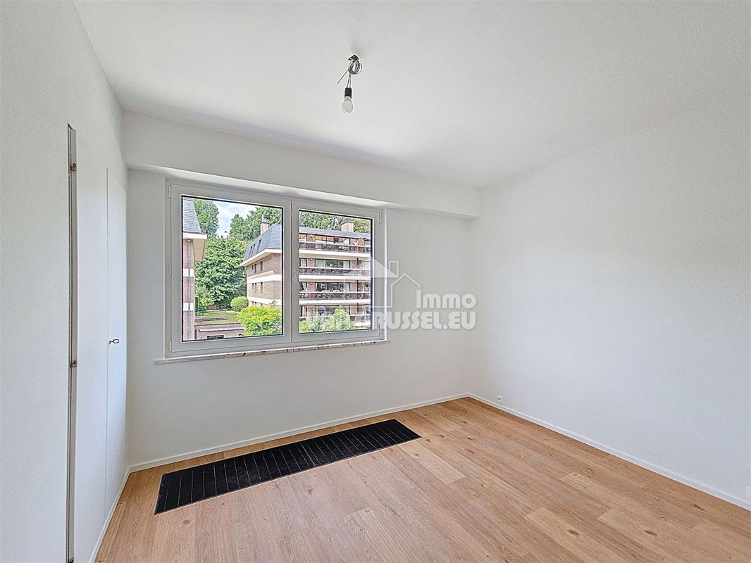 Image 12 : Appartement IN 1150 WOLUWE-SAINT-PIERRE (Belgium) - Price 2.200 €