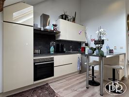 Immeuble avec revenu locatif annuel ± 46.000 €.  - CHAUMONT-GISTOUX