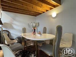Immeuble avec revenu locatif annuel ± 46.000 €.  - CHAUMONT-GISTOUX