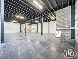 Zoning Nord, parking, accès aisé - WAVRE