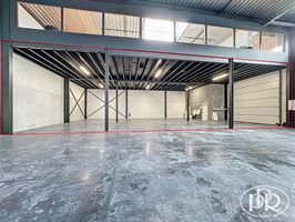Zoning Nord, parking, accès aisé - WAVRE