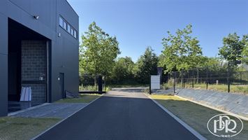 Zoning Nord, parking, accès aisé, casco - WAVRE