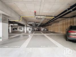 Parking privatif et sécurisé, balcon - LOUVAIN-LA-NEUVE